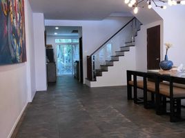 4 Bedroom Villa for sale in Watthana, Bangkok, Watthana