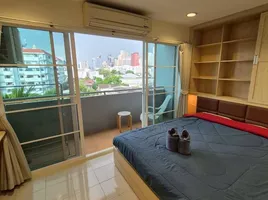 1 спален Кондо в аренду в Phasuk Place, Sam Sen Nai, Пхая Тхаи, Бангкок