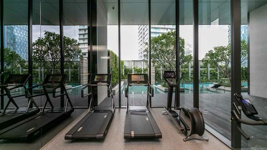 Фото 2 of the Fitnessstudio at TELA Thonglor