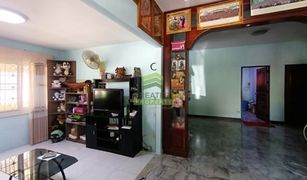 3 Bedrooms House for sale in Lahan, Nonthaburi Suetrong Cozy Townhome