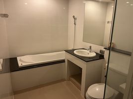 2 Schlafzimmer Appartement zu vermieten im The Amethyst Sukhumvit 39, Khlong Tan Nuea