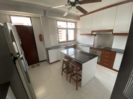 4 Schlafzimmer Wohnung zu vermieten im Niti Court, Thung Mahamek, Sathon