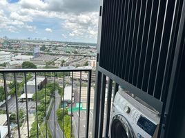 1 Schlafzimmer Appartement zu vermieten im Oka Haus, Khlong Tan, Khlong Toei