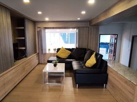 5 спален Таунхаус в аренду в Ekkamai Villas , Khlong Tan Nuea