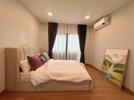 4 Schlafzimmer Haus zu vermieten im Centro Bangna, Bang Kaeo