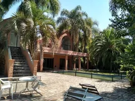 4 Bedroom House for sale in General Sarmiento, Buenos Aires, General Sarmiento