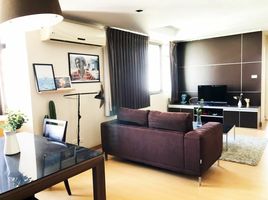 2 Bedroom Condo for rent at Nantiruj Tower, Khlong Toei