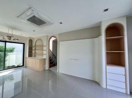 4 Bedroom House for sale at Bangkok Boulevard Rama 5, Mahasawat