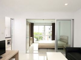 1 Schlafzimmer Appartement zu vermieten im TKF Condo, Bang Chak, Phra Khanong