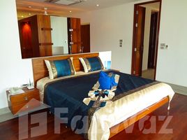 2 Bedroom Apartment for rent at Seaview Residence, Karon, Phuket Town
