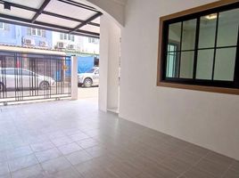 3 Bedroom Townhouse for sale at Buathongthani Park Ville 7, Bang Rak Phatthana, Bang Bua Thong