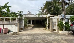 ขายบ้านเดี่ยว 4 ห้องนอน ใน ดินแดง, กรุงเทพมหานคร 