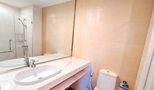 2 Bedrooms Condo for sale in Talat Nuea, Phuket The Light