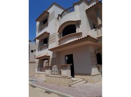 4 Bedroom Villa for sale at Royal City, Sheikh Zayed Compounds