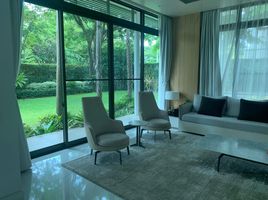 5 Schlafzimmer Villa zu verkaufen im LADAWAN Rattanathibet, Bang Rak Noi