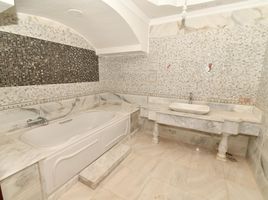 5 Schlafzimmer Villa zu vermieten im Al Rabwa, Sheikh Zayed Compounds, Sheikh Zayed City