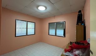 Bueng Nam Rak, Pathum Thani Green Garden Home Klong 11 တွင် 3 အိပ်ခန်းများ တိုက်တန်း ရောင်းရန်အတွက်