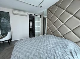 2 Bedroom Condo for sale at The Room Sukhumvit 69, Phra Khanong Nuea, Watthana