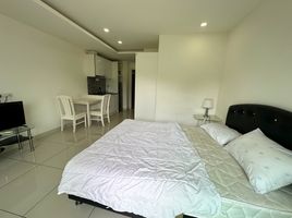 Studio Appartement zu verkaufen im Siam Oriental Plaza, Nong Prue