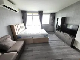 Studio Apartment for sale at The Link 3, Phra Khanong, Khlong Toei, Bangkok