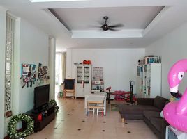 3 Schlafzimmer Haus zu vermieten im Prompak Gardens, Khlong Tan Nuea