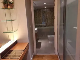 3 спален Кондо в аренду в Le Nice Ekamai, Khlong Tan Nuea