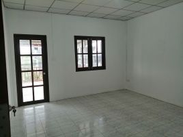 2 Schlafzimmer Reihenhaus zu verkaufen im Mu Ban Phannipha 3, Khlong Si, Khlong Luang