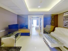 1 Bedroom Condo for rent at Sathorn House, Si Lom, Bang Rak