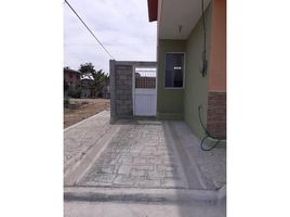 2 Bedroom House for sale in Mixed Fiscal School Dr. Rashid Torbay, General Villamil Playas, General Villamil Playas