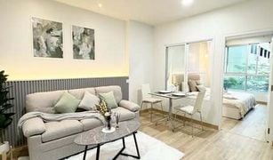1 Bedroom Condo for sale in Talat Phlu, Bangkok Life @ Thaphra