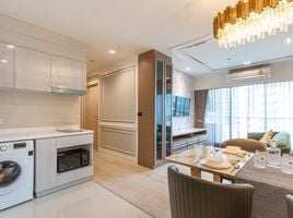 2 Bedroom Condo for rent at Life One Wireless, Lumphini