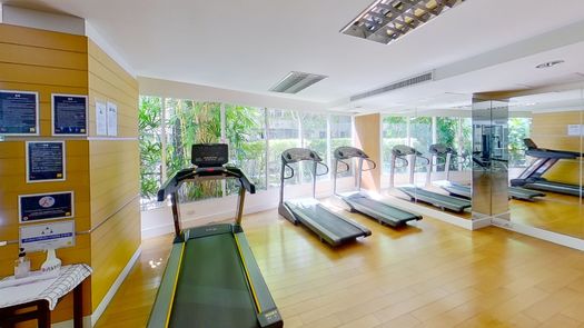 Fotos 1 of the Communal Gym at The Rise Sukhumvit 39