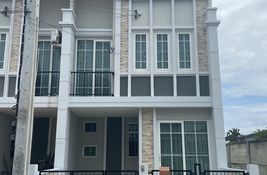 3 bedroom Townhouse for sale at Golden Town 2 Pinklao-Charansanitwong in Phuket, Thailand 