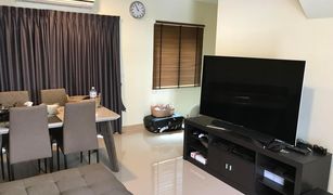 3 Schlafzimmern Reihenhaus zu verkaufen in Bang Kaeo, Samut Prakan Casa City Bangna
