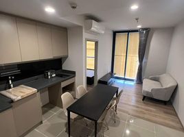 2 Bedroom Condo for sale at Oka Haus, Khlong Tan