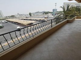 2 बेडरूम अपार्टमेंट for sale at Golf Apartments, Al Hamra Village