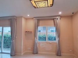 4 Bedroom Villa for sale at Burasiri Thakham Rama 2, Tha Kham, Bang Khun Thian