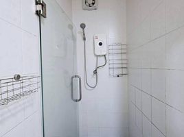 1 Schlafzimmer Wohnung zu vermieten im Pornsawan Condotel, Wichit