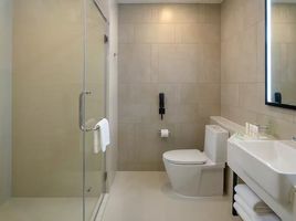 Studio Condo for rent at Holiday Inn and Suites Siracha Leamchabang, Thung Sukhla