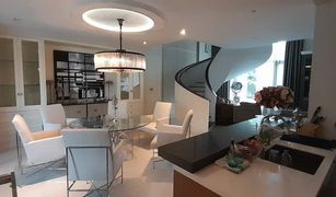 曼谷 Chong Nonsi Baan Lux-Sathon 3 卧室 公寓 售 