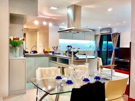 2 Bedroom Apartment for rent at Silom Terrace, Si Lom