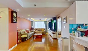 2 Bedrooms Condo for sale in Thung Mahamek, Bangkok Baan Piya Sathorn