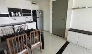 2 Schlafzimmern Wohnung zu verkaufen in Huai Khwang, Bangkok Life Ratchadapisek