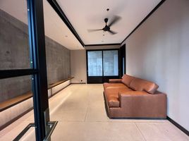 4 Bedroom Apartment for rent at WINDSHELL Naradhiwas, Chong Nonsi