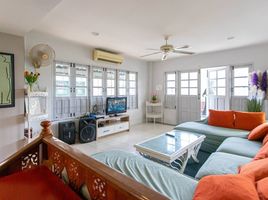 4 Schlafzimmer Haus zu vermieten in Khao Takiab Pier, Nong Kae, Nong Kae