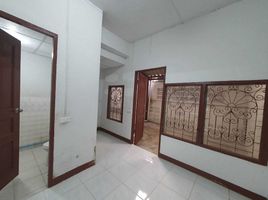 2 Schlafzimmer Haus zu verkaufen im Suksan Village 6, Lak Song