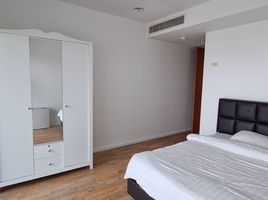 3 Bedroom Condo for rent at The Royal Maneeya, Lumphini