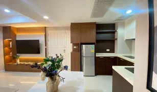 Кондо, 1 спальня на продажу в Lumphini, Бангкок Tonson Court (Leasehold)