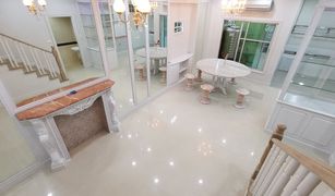 3 chambres Maison a vendre à Bang Phongphang, Bangkok Baan Klang Krung Grande Vienna Rama 3