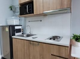 1 спален Кондо в аренду в Ideo Mix Sukhumvit 103, Bang Na, Банг На